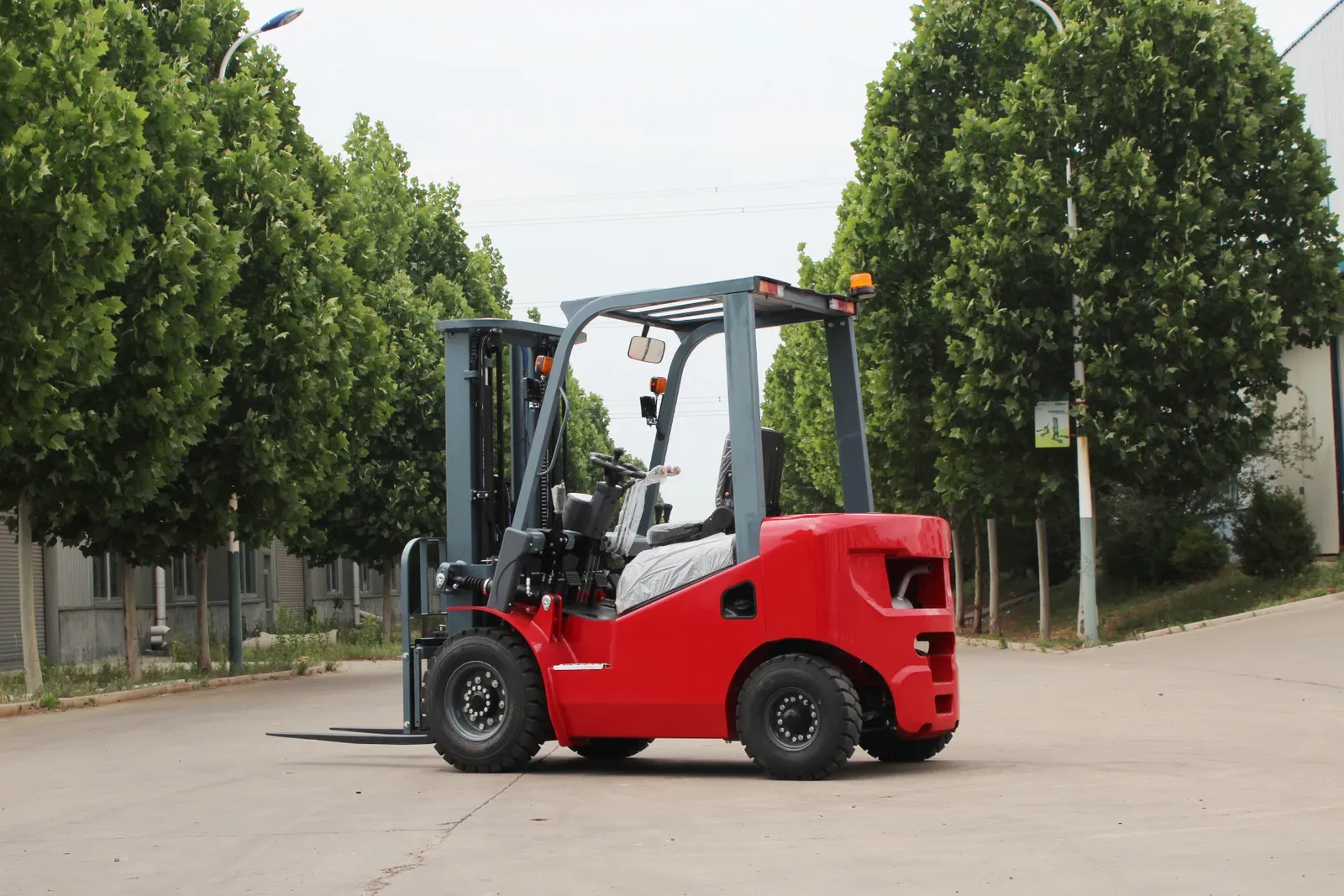Heavy Duty CPC30 3 Ton Diesel Forklift detail 3